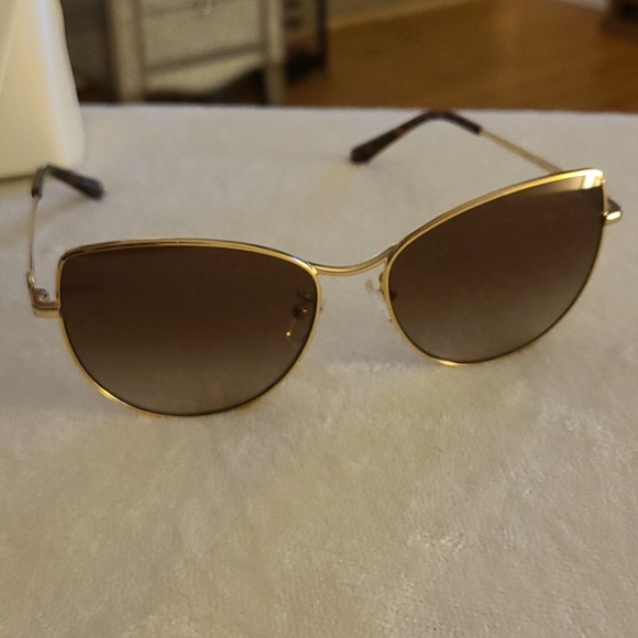 NWT Michael Kors Gold & Brown Cat Eye Sunglasses - Picture 3 of 3